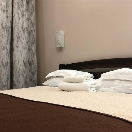Atlant Hotel Ujgorod Dış mekan fotoğraf