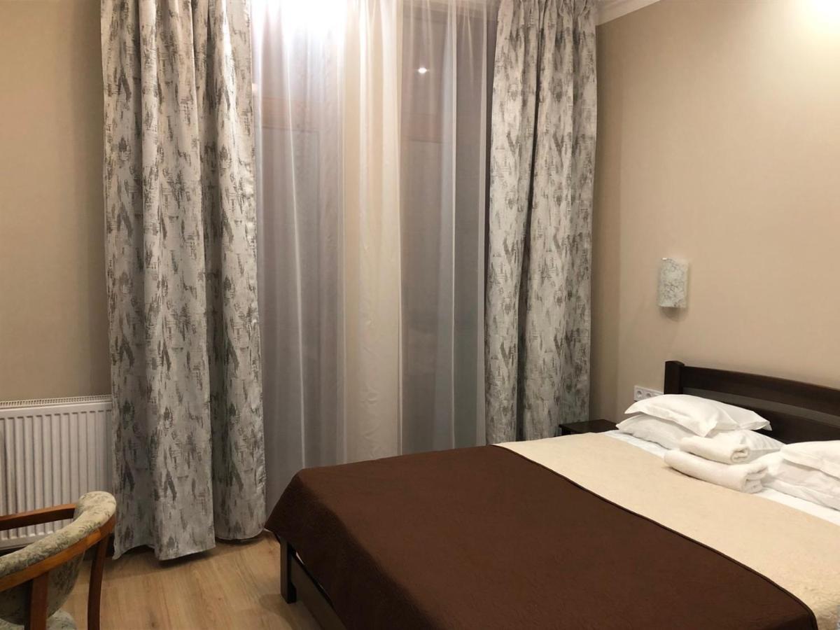 Atlant Hotel Ujgorod Dış mekan fotoğraf