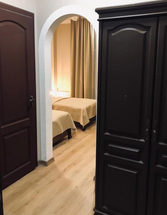 Atlant Hotel Ujgorod Dış mekan fotoğraf