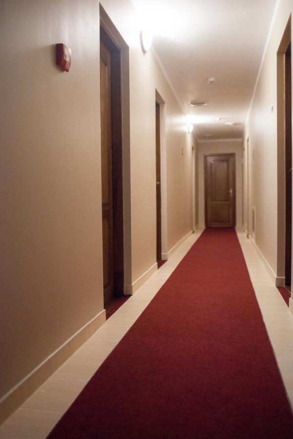 Atlant Hotel Ujgorod Dış mekan fotoğraf