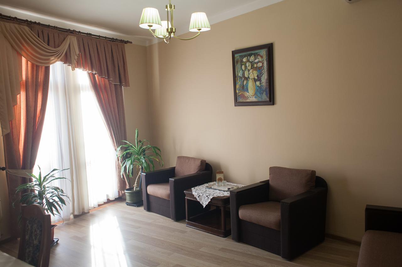 Atlant Hotel Ujgorod Dış mekan fotoğraf