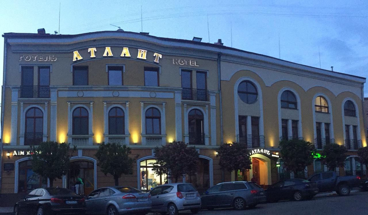 Atlant Hotel Ujgorod Dış mekan fotoğraf