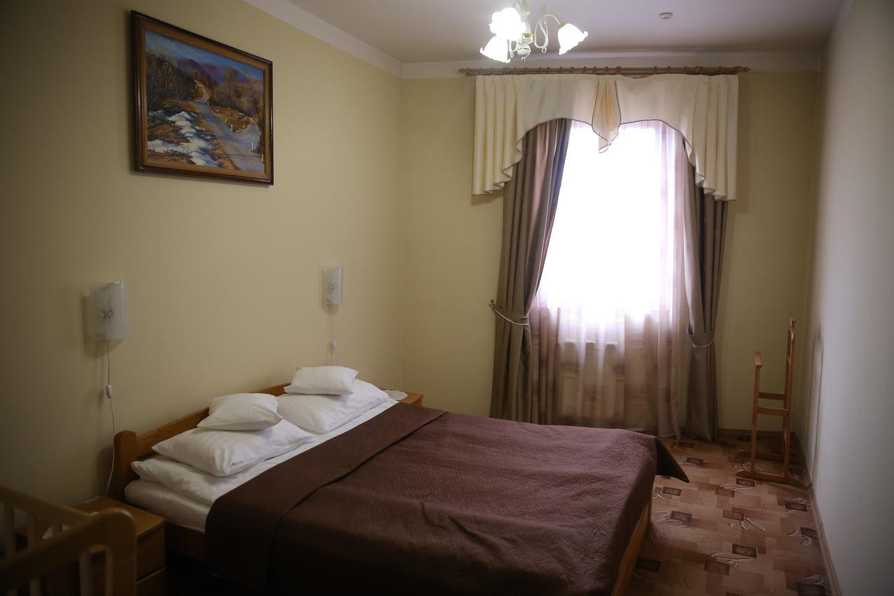 Atlant Hotel Ujgorod Dış mekan fotoğraf