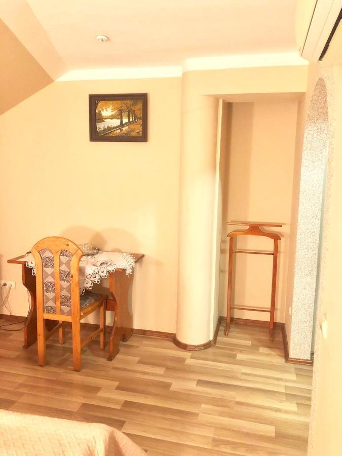 Atlant Hotel Ujgorod Dış mekan fotoğraf