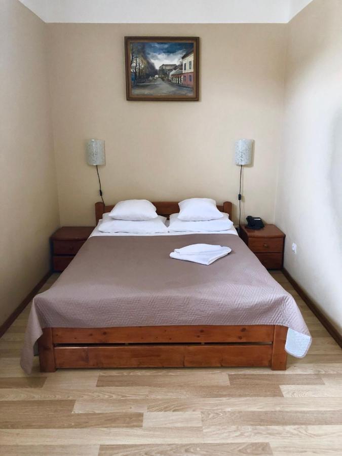 Atlant Hotel Ujgorod Dış mekan fotoğraf